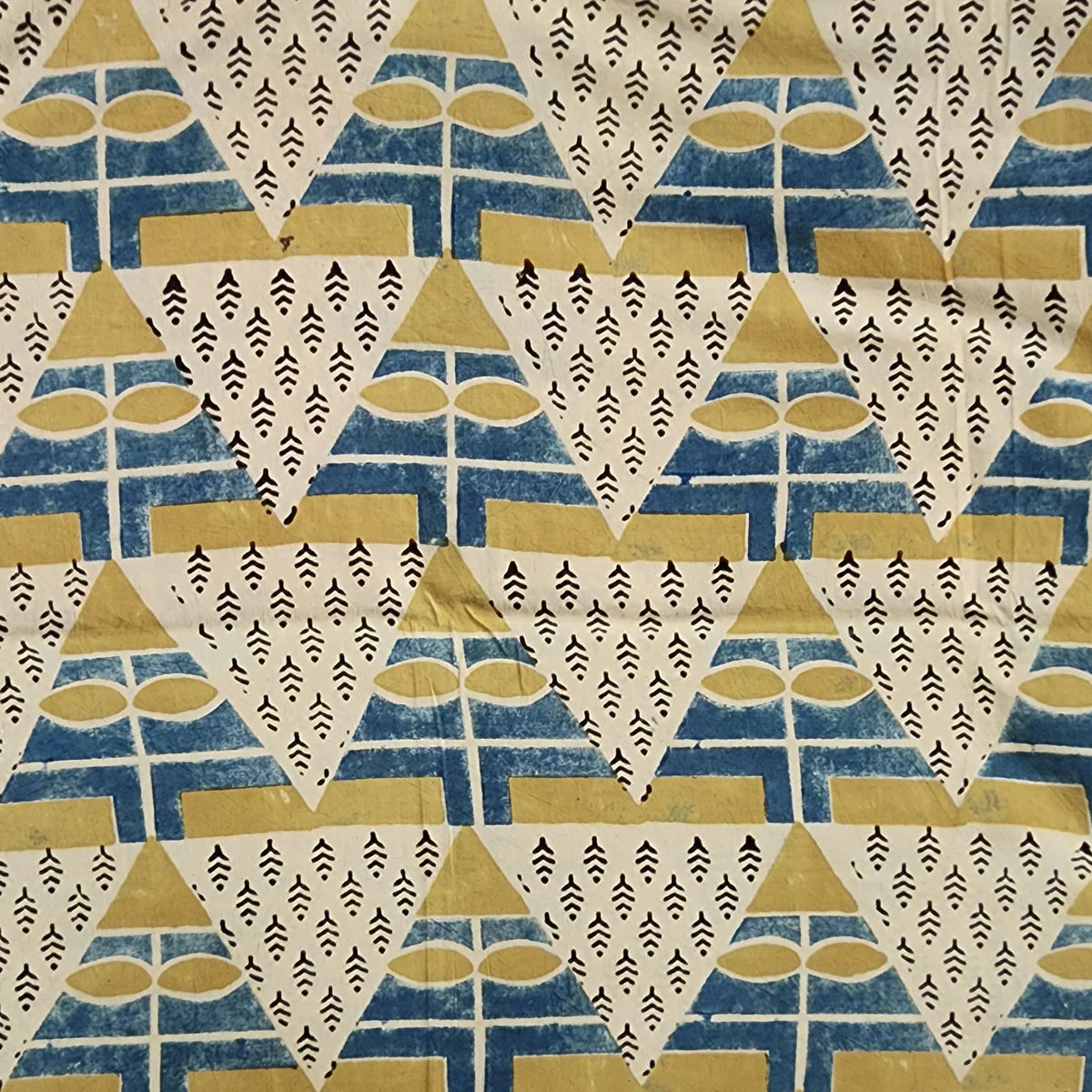 ( 1.5 METER ) Pure Cotton Ajrak Cream With Mustard Blue Big Triangle R ...