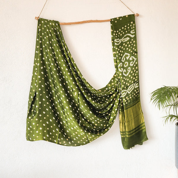 BINDANI-Modal Silk Bandani Green With Yellow And White Ghicha Pallu Saree.