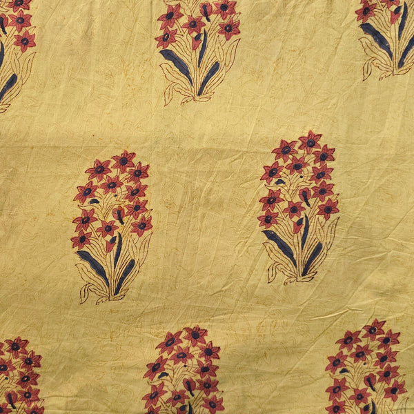 (PRE-CUT 1 METER) Pure Cotton Jaipuri Beige With Peach Spaced Out Big Flower Motif Hand Block Print Fabric