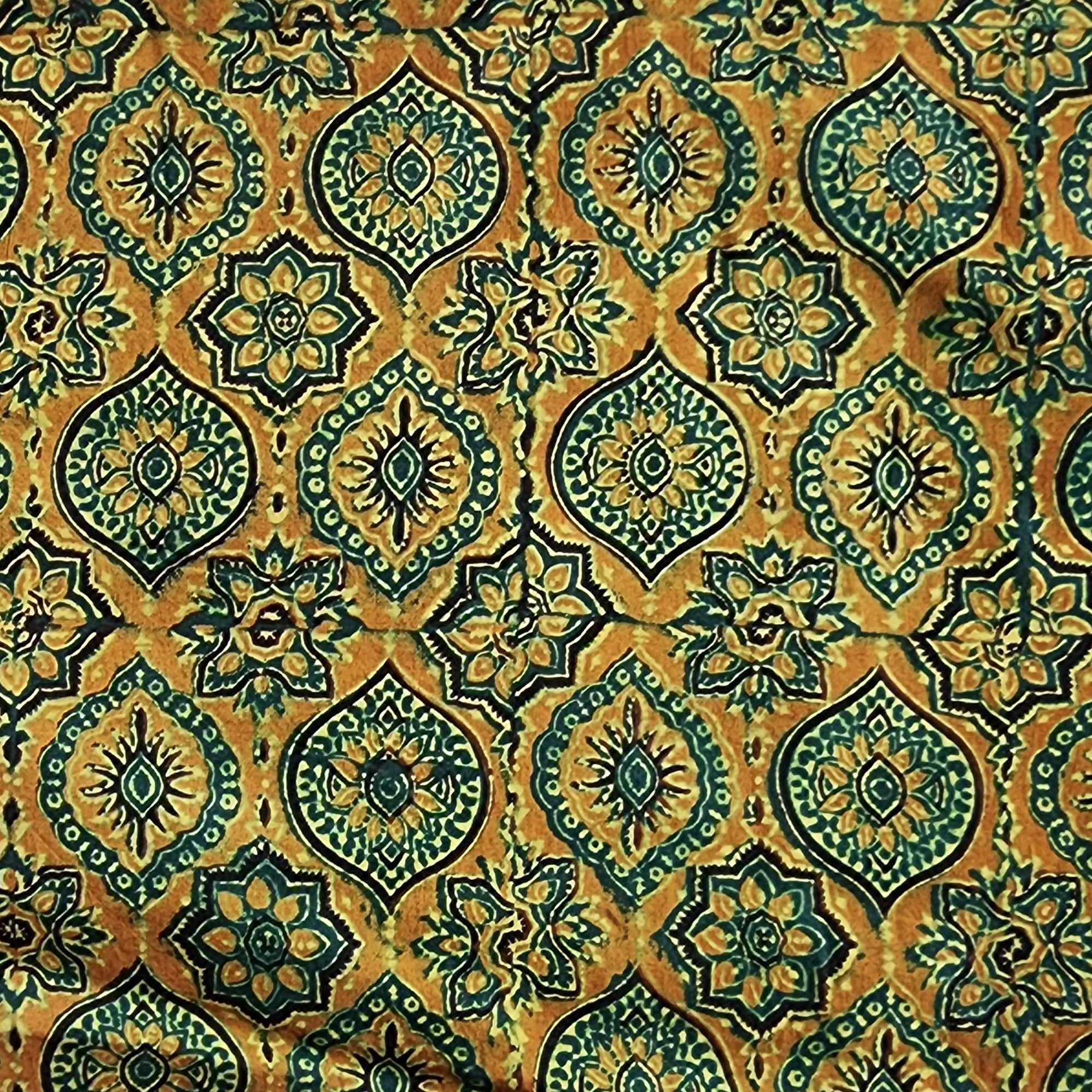 (PRE-CUT 1.90 METER) Pure Cotton Gad Ajrak Mustrad With Green Intricat ...