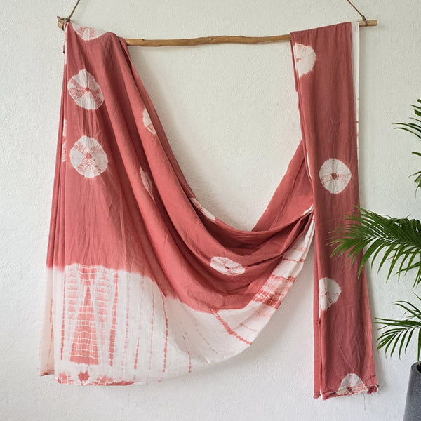 VEERA- Pure Cotton White With  Dark Peach Shibori Design Motif Saree