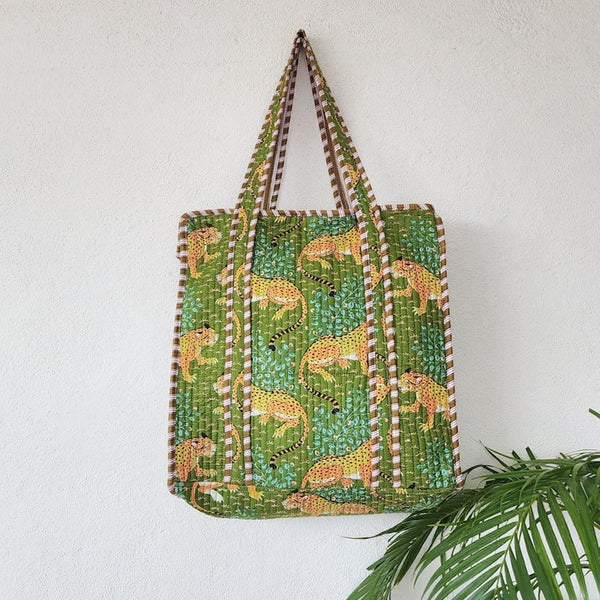 Quilted Tote Bag With Zip - Green  With Leopard Jangel