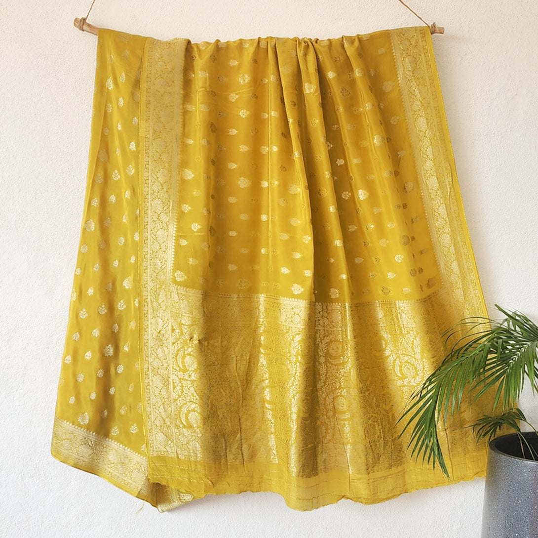 RASIYA -Banarasi Musterd With Zari Flower Jaal Saree – Sanskruti