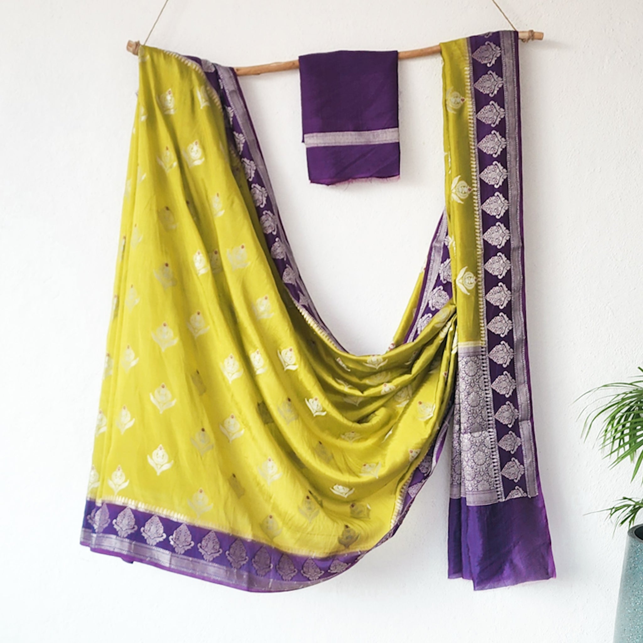 RASIYA -Banarasi Musterd Green With Purple Zari Flower Motif Saree ...