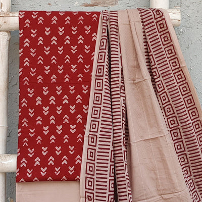 AASAWARI-Pure Cotton Maroon With White Arrow Top And Plain Cream Bottom And Cotton Dupatta