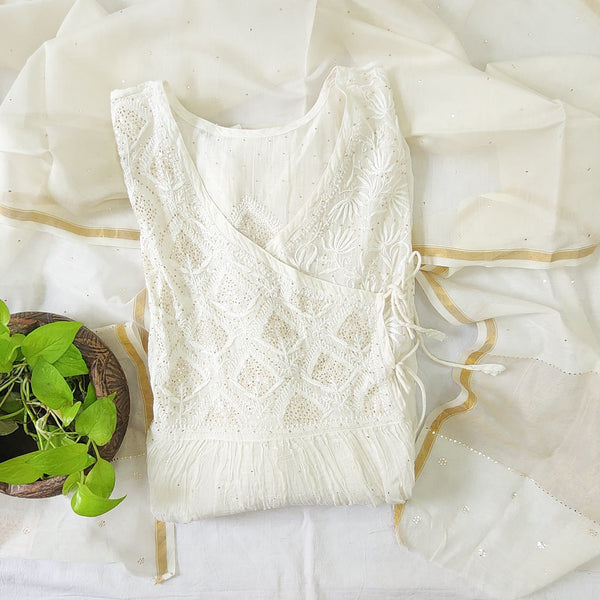 ALAMZEB -Mul Chanderi Angrakha White Emboiderey With Zari Work Neck Top And Mul Chanderi Dupatta