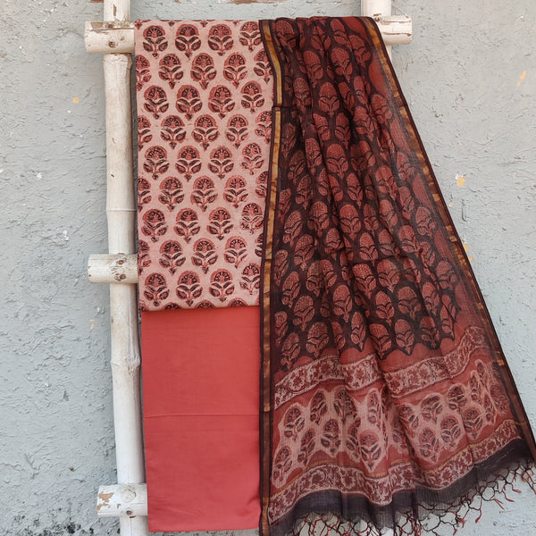 AMAYA-Pure Cotton Vansapati Peach Flower Motif Top And Plain Peach Bottom And Kota Vansapati Dupatta
