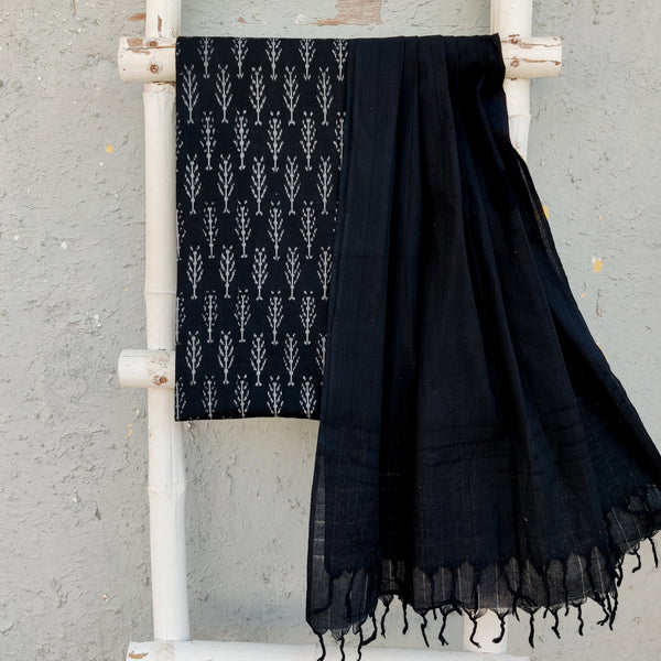 ANUBHA- Pure Cotton Mercerised Ikkat With Cotton Plain Dupatta Black