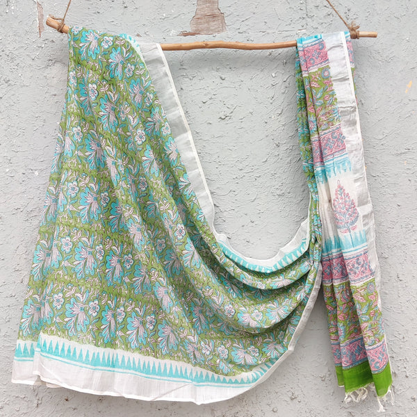 LINEN QUEEN - Green With White And Blue Linen Saree