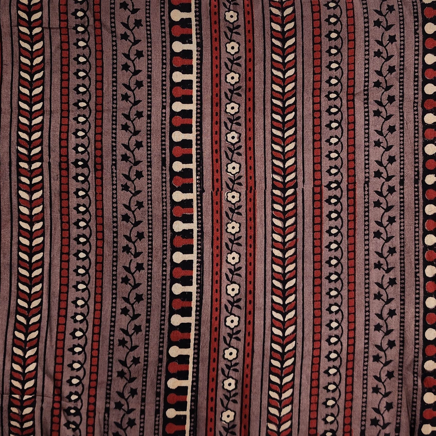 Pure Cotton Gad Ajrak Brown With Black Red Intricate Border Design Han ...