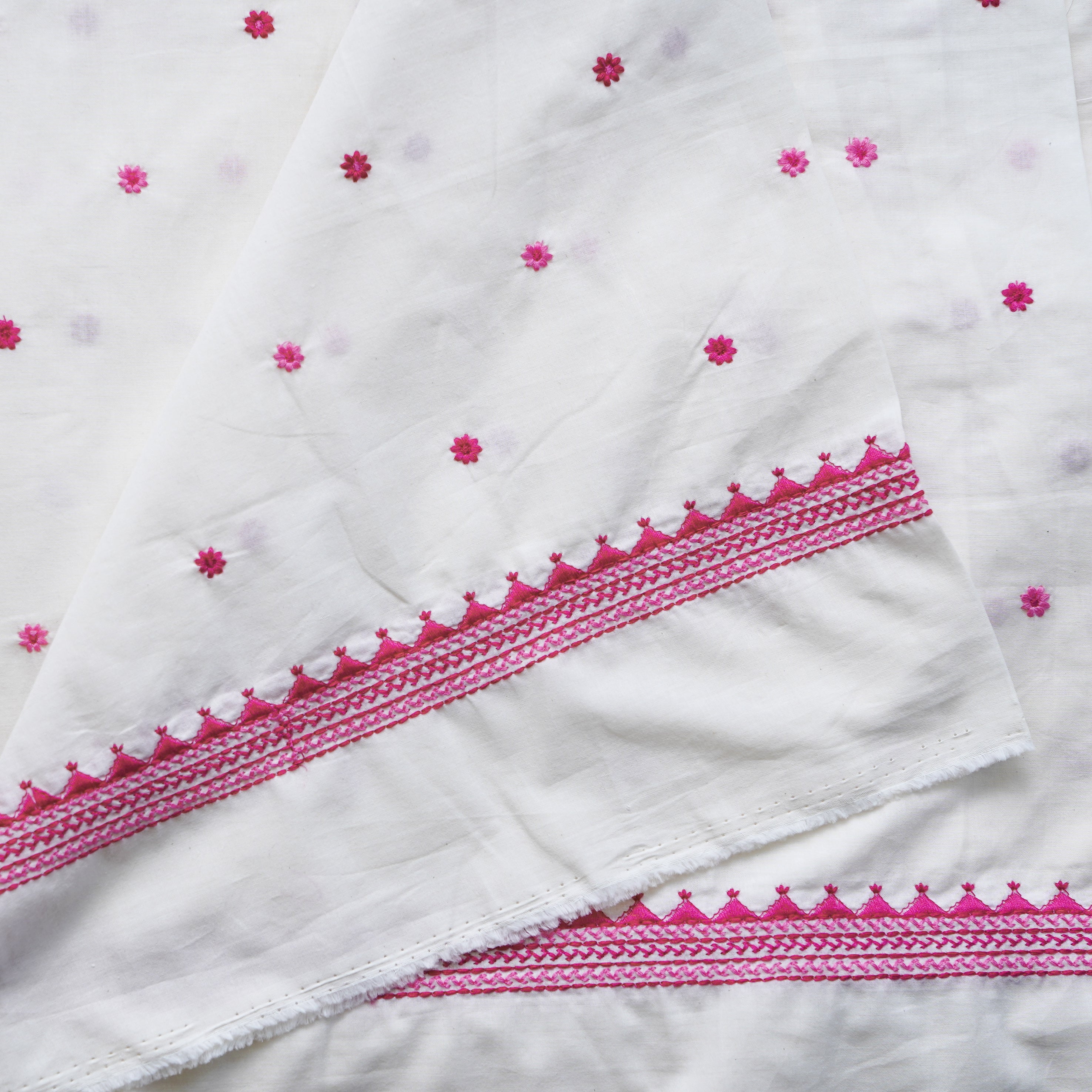 ( Width 45 Inches ) Pure Cotton Handloom White With Pink And Light Pin ...