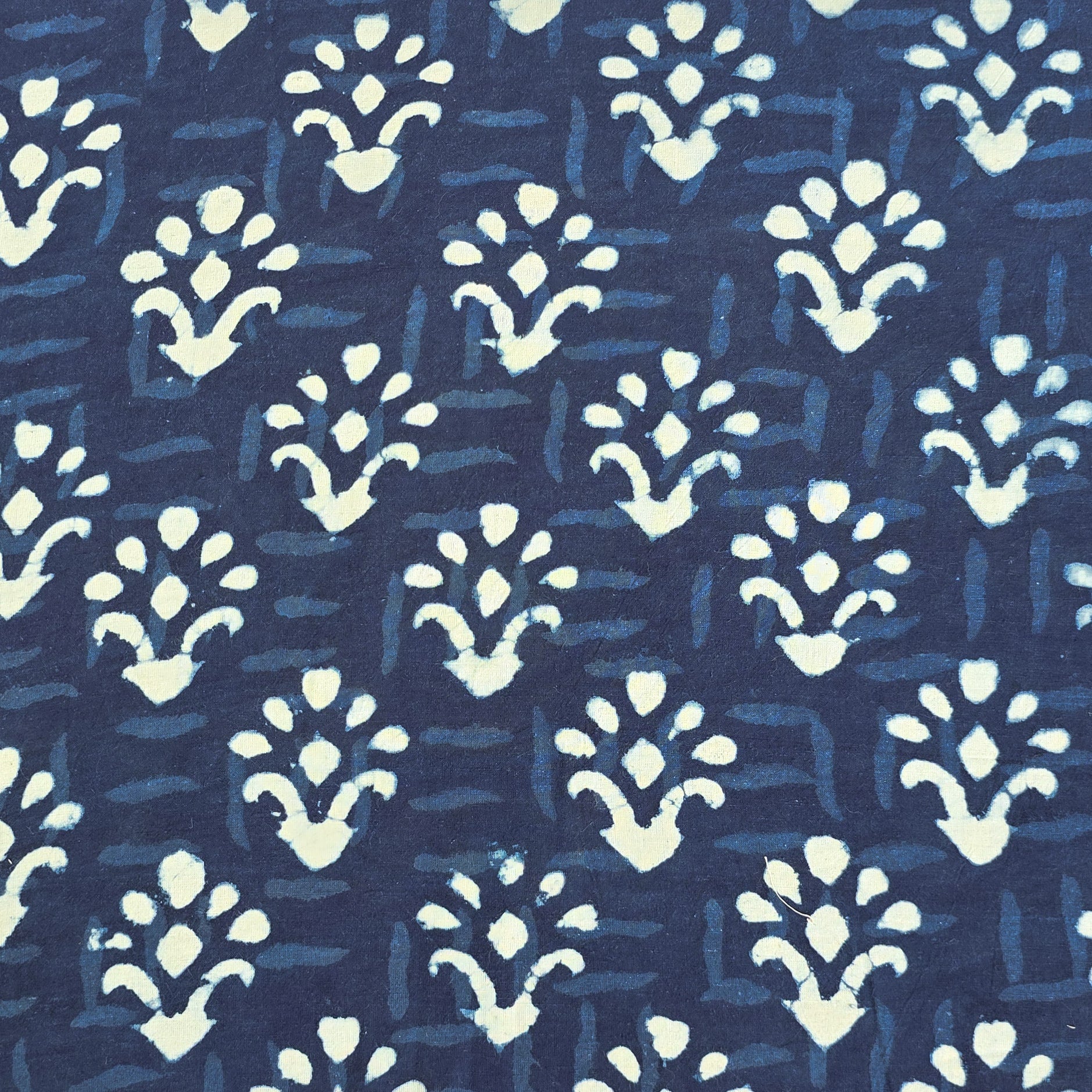 Pure Cotton Indigo White Grass Motif Hand Block Print Fabric – Sanskruti