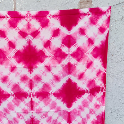 ( Precut 2.50 Meter ) Pure Cotton Shibori White And Pink Tie And Dye Fabric