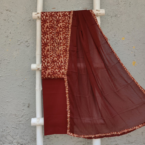 AHANA - Pure Cotton Digital Print Brown Maroon Top With Plain Bottom And Chiffon Dupatta