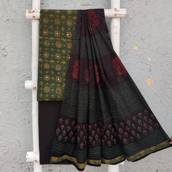 AJRAK - Pure Cotton Green Ajrak Top Wit Black Bottom And A Pure Cotton Printed Dupatta