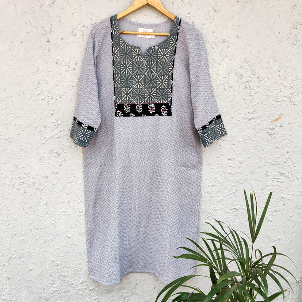 ANOKHI - Grey Handloom Beauty