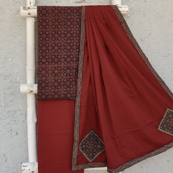 ARUBA - Pure Cotton Ajrak Top Fabric With Plain Maroon Bottom And An Applique Cotton Dupatta