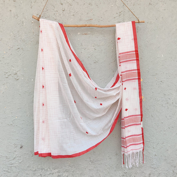 BHUJODI- Pure Cotton White Handwoven Bhujodi Saree With Red Border