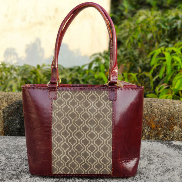 JODHPURI -Jodhpuri Leather Kashish Pattern Tote Shoulder Bag With A Zip