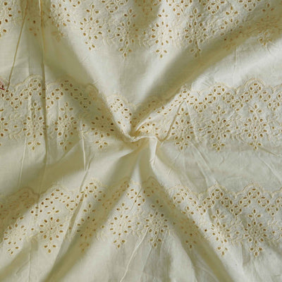 Width 61 Inches Pure Cotton Hakoba Cream With Length Wise Scalloped Border Fabric