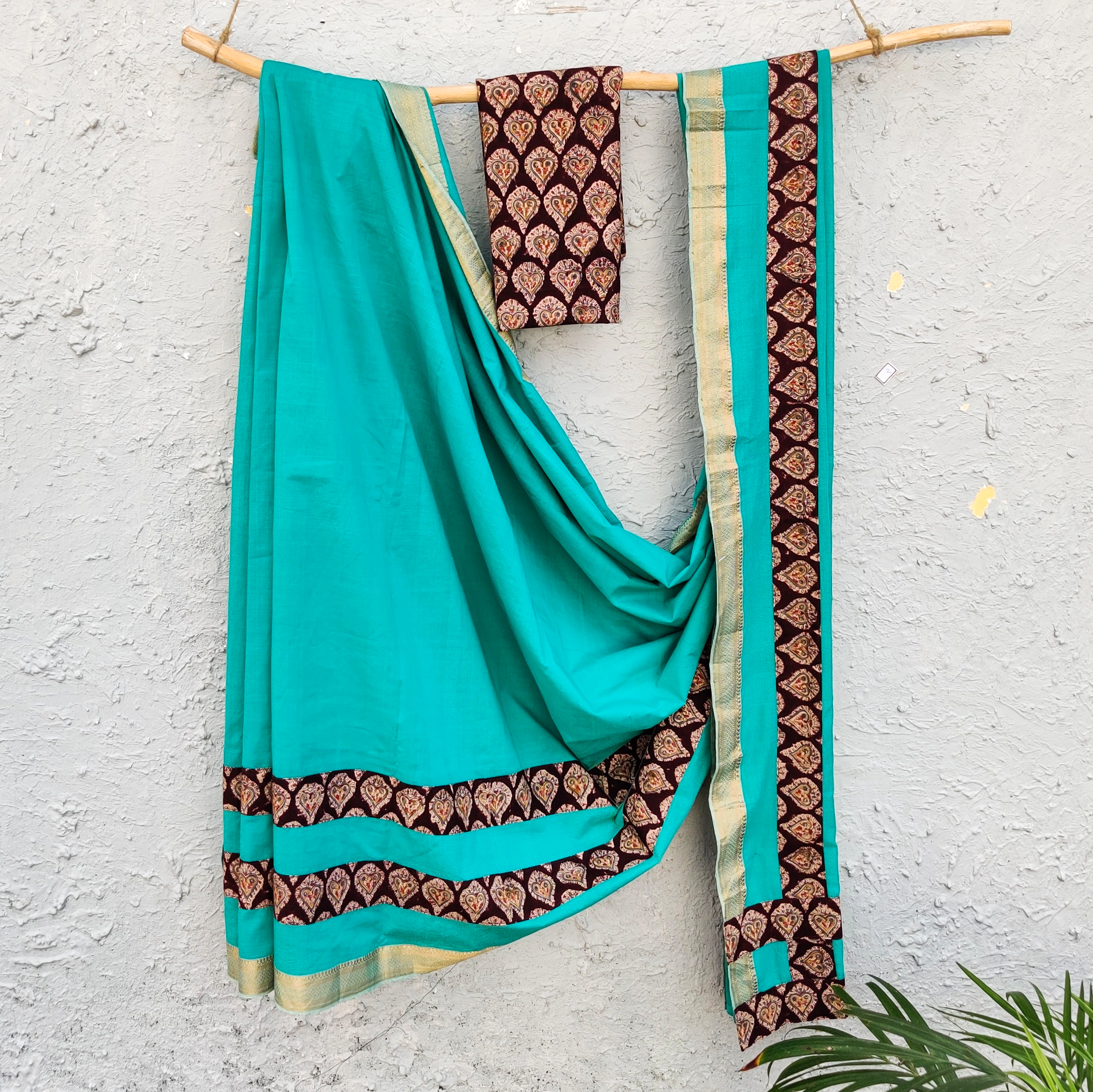 RAJNIGANDHA - Pure Mangalgiri Cotton Teal Blue With Kalamkari Detailed ...