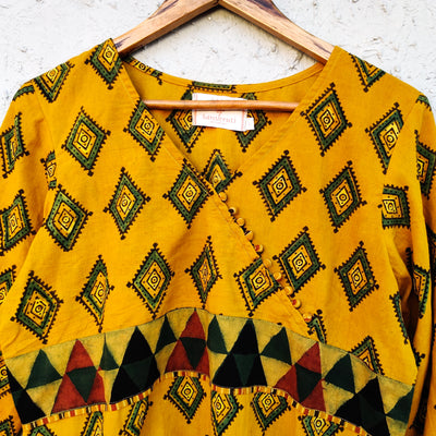 VAIJAYANTI - Pure Cotton Haldi Dyed Everyday Wear Kurti With Triangle Detailing